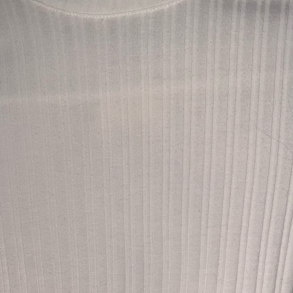 White lines short sleeve shirt - Picture 3 of 4